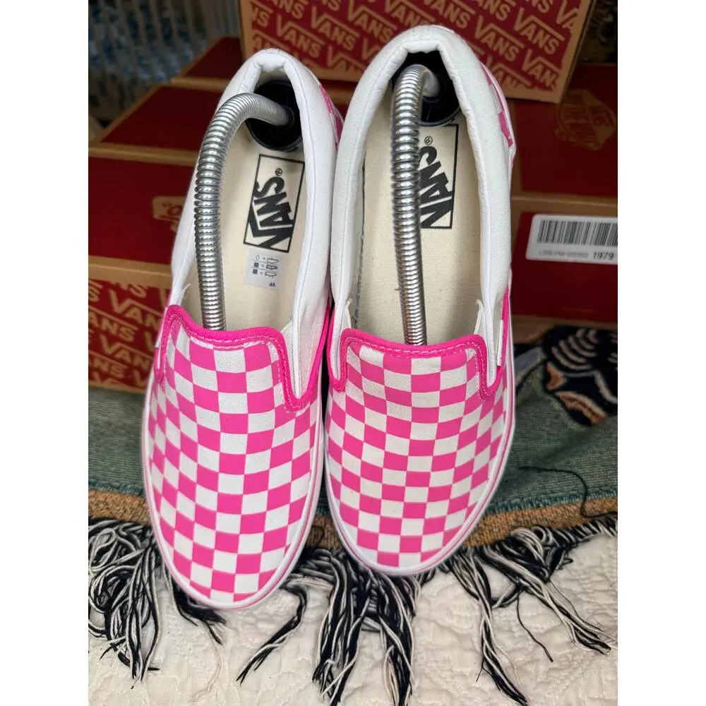 BRAND NEW Vans Slip On Pink/White Men 8/Women 9.5